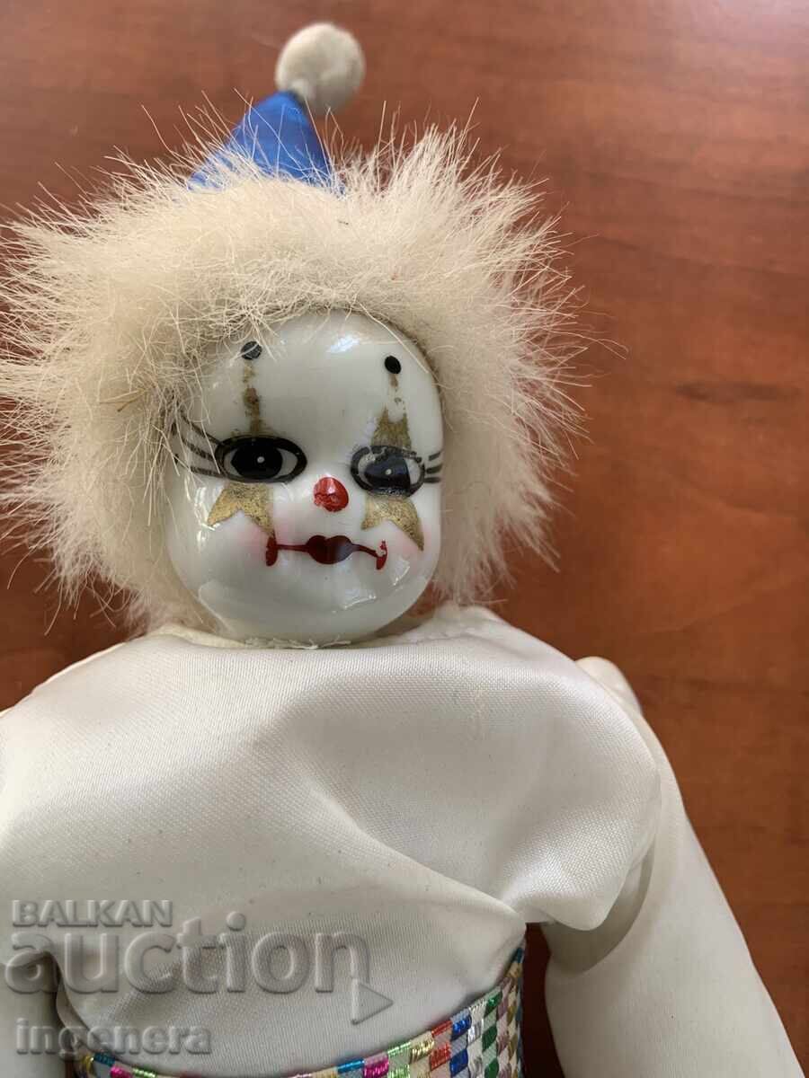 КУКЛА ПОРЦЕЛАН с цена 36.00 лв. | € 18.41 КУКЛА ПОРЦЕЛАН с цена 36.00 лв. | € 18.41