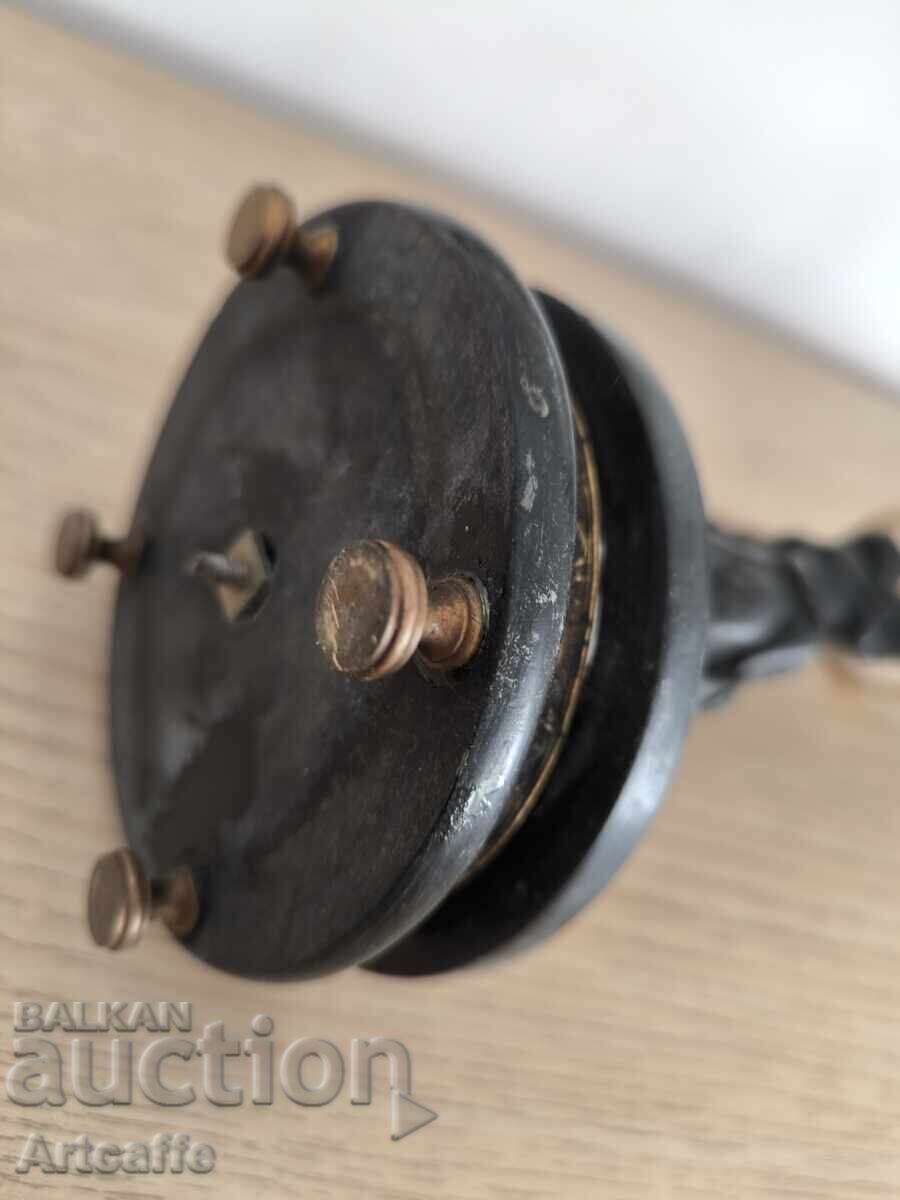 Χάλκινο ειδώλιο - κυρία με στεφάνι - 6 Χάλκινο ειδώλιο - κυρία με στεφάνι - 6