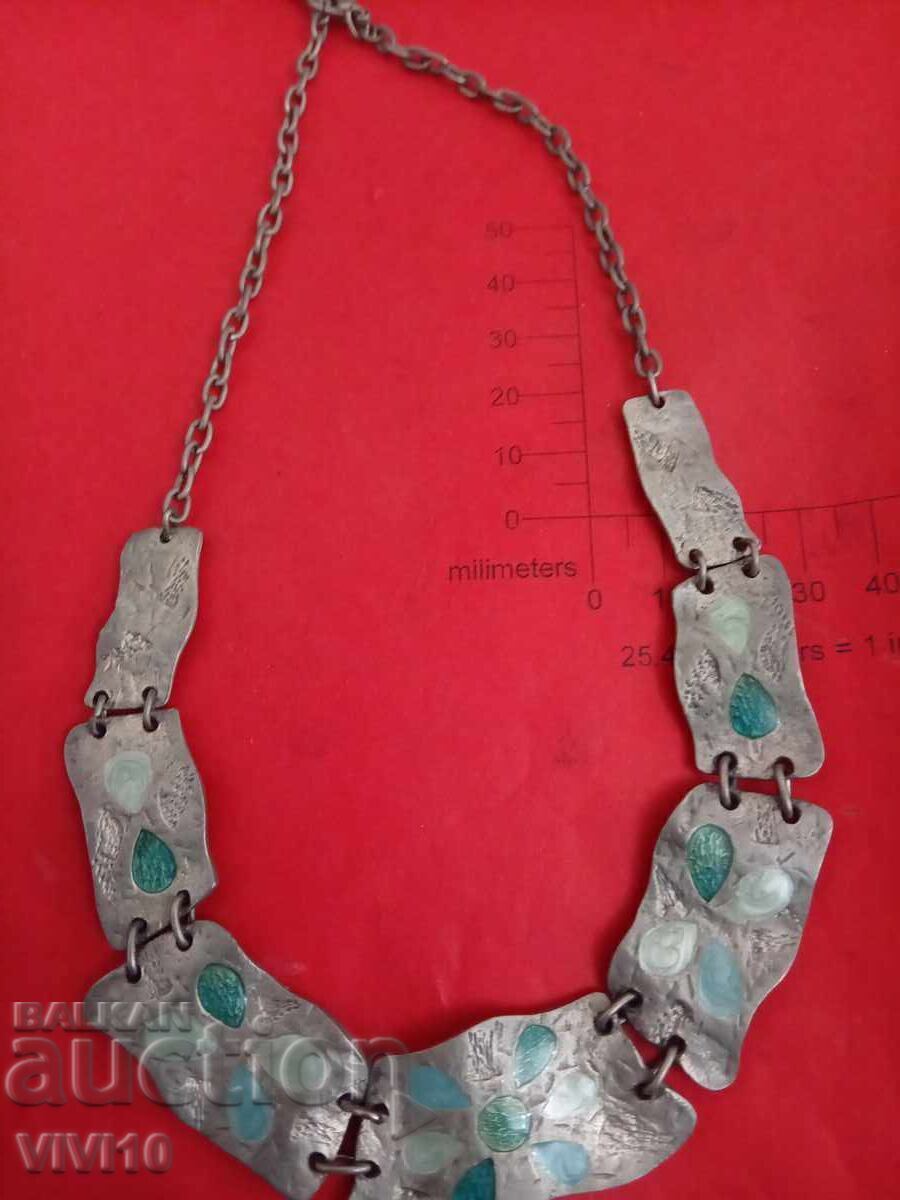 Старинно колие с емаил