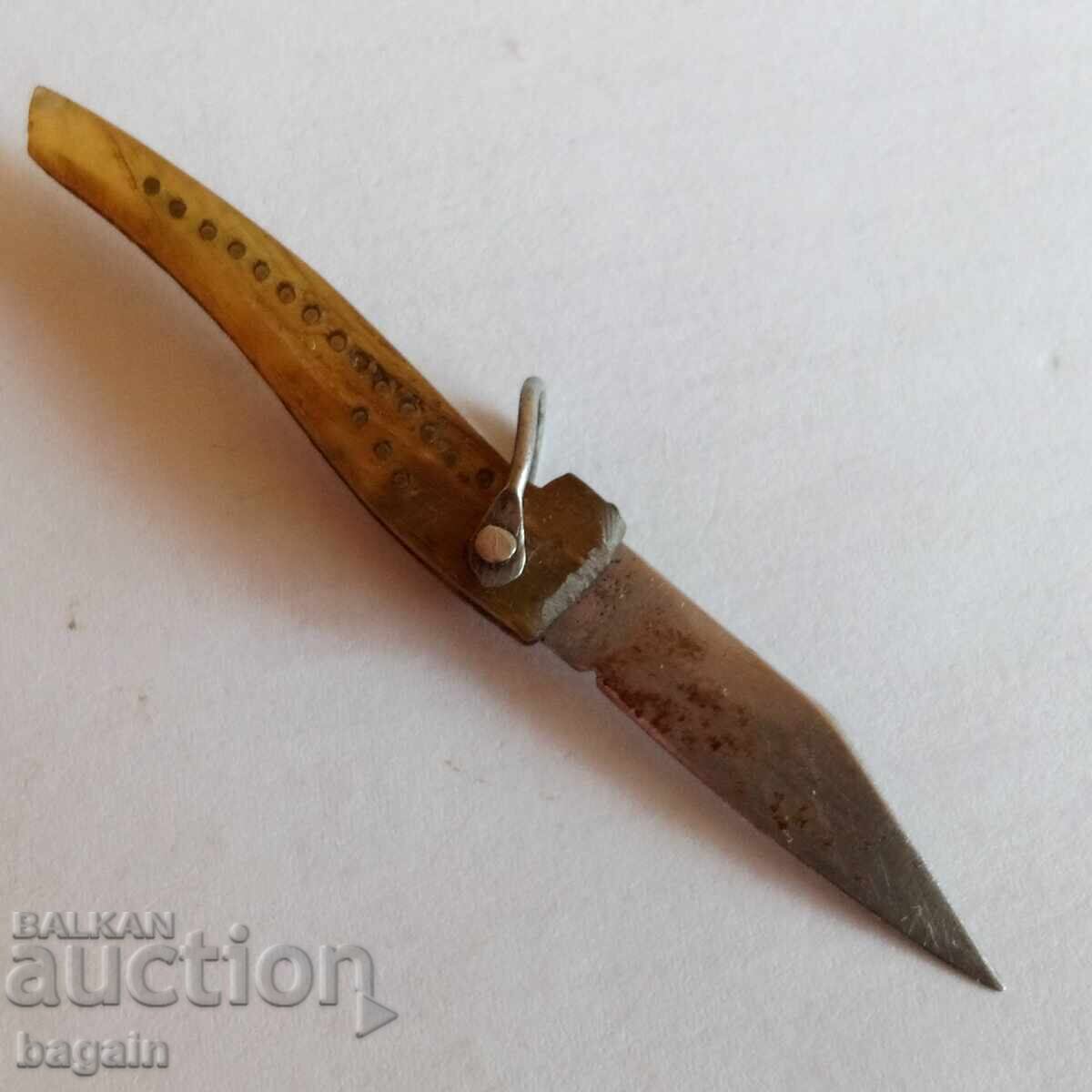 Knife- skeleton, miniature with price 35.00 BGN | € 17.90 Knife- skeleton, miniature with price 35.00 BGN | € 17.90