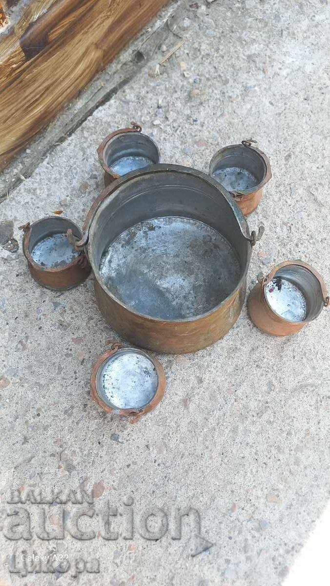 ΜΕΔΕΝ ΧΑΛΚΙΝΟΣ ΣΕΡΒΙΣ ΧΑΛΚΙΝΟ ΜΕΝΤΖΕ με τιμή 100.00 BGN | € 51.13