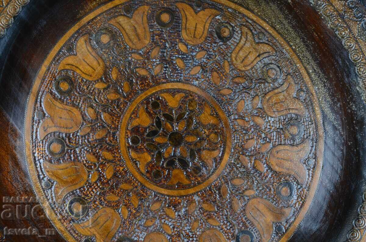 Licitație Farfurie mare de lemn pentru perete, sculptură în lemn, lucrare manuală Licitație Farfurie mare de lemn pentru perete, sculptură în lemn, lucrare manuală