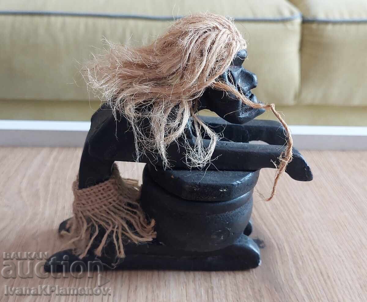 Sculptură în lemn pentru cunoscători cu preț € 8.00 | 15.65 BGN