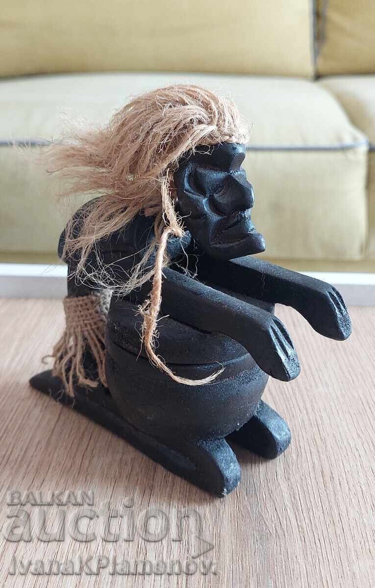 Licitație Sculptură în lemn pentru cunoscători