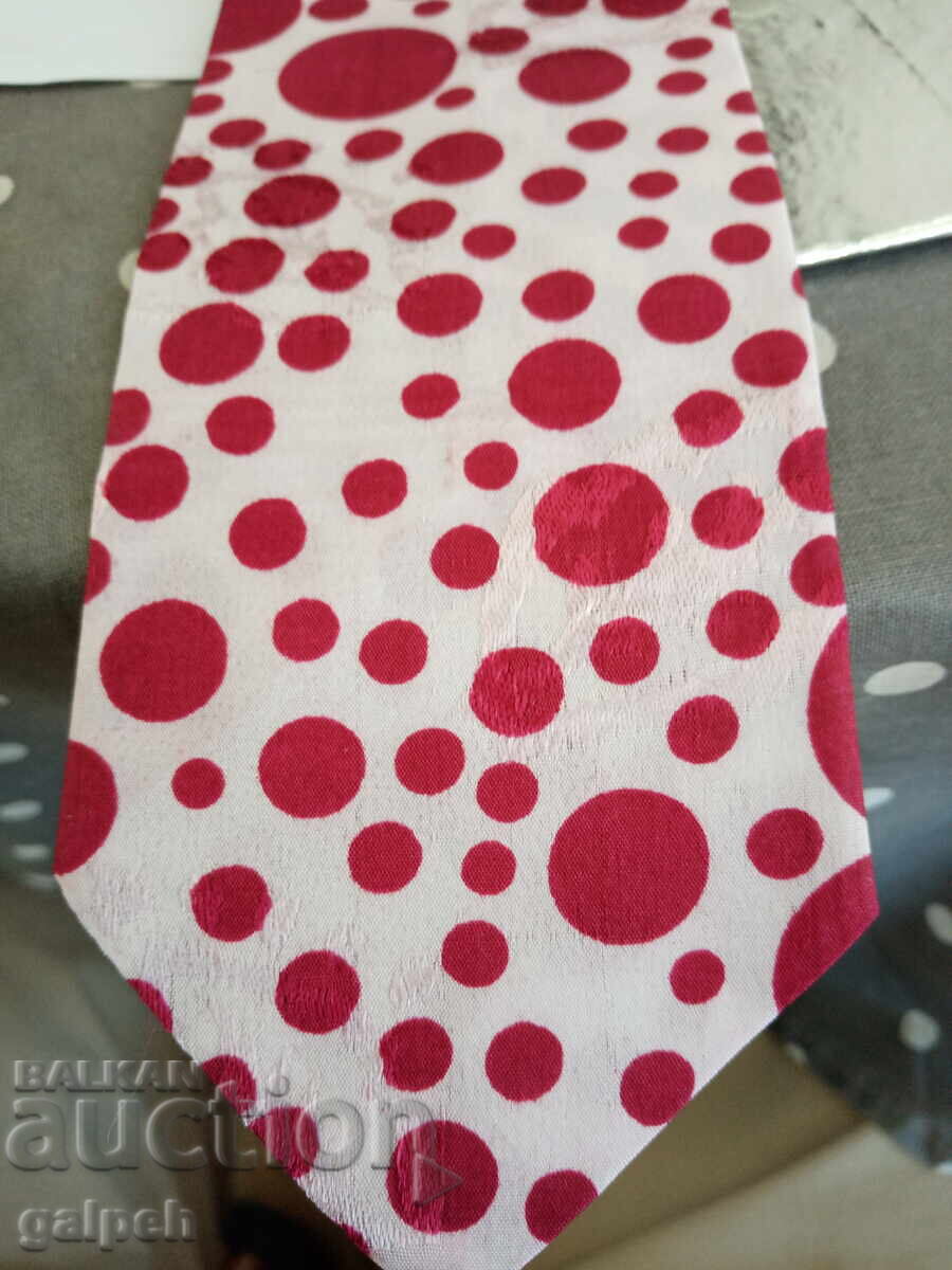 ΝΕΑ ΓΡΑΒΑΤΑ - 1 τμχ με τιμή 10.00 BGN | € 5.11