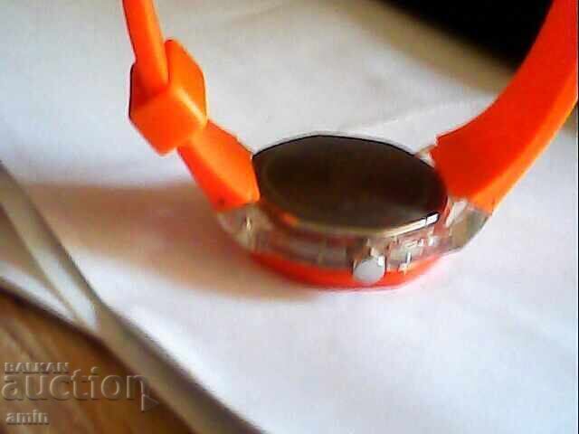 Delivery of Beautiful sports watch, works without battery