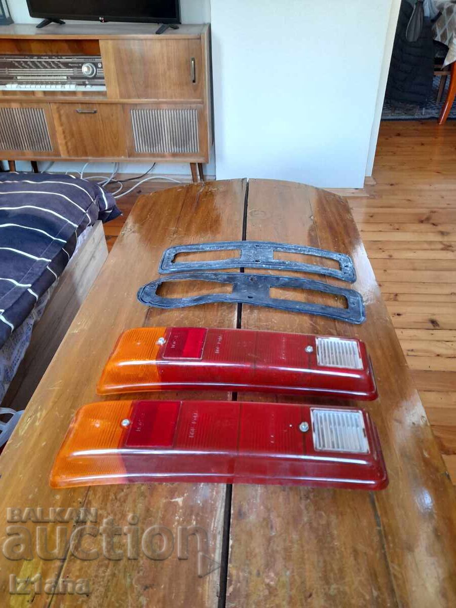 Παλιά πίσω φώτα Wartburg AKA