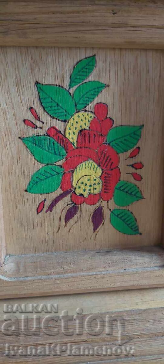 Ντουλάπι από μασίφ ξύλο για γνώστες - 6