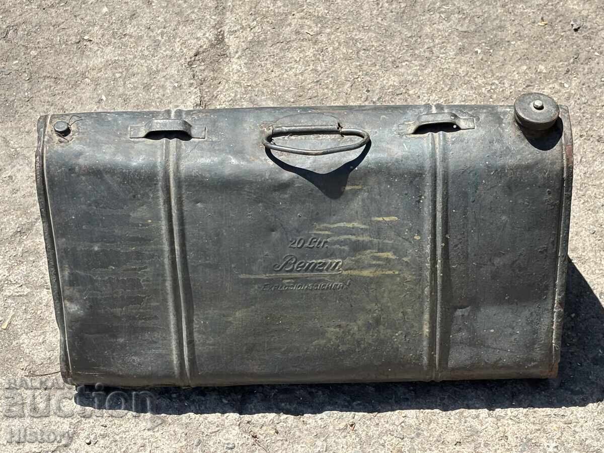 Auction  Fuel can from the Third Reich