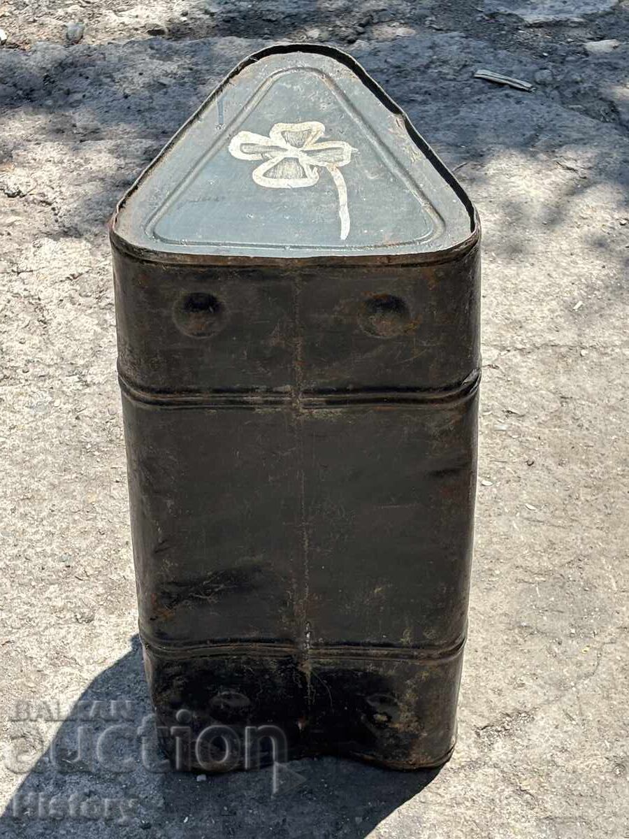 Fuel can from the Third Reich - 6