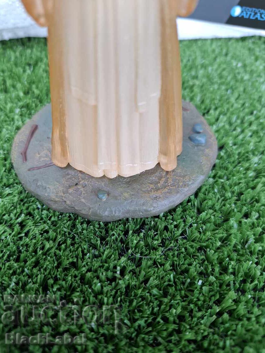 Auction Collectible Star Wars Figure Auction Collectible Star Wars Figure