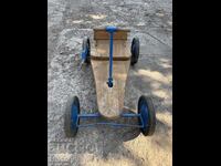 Cărucior de copii olandez antic