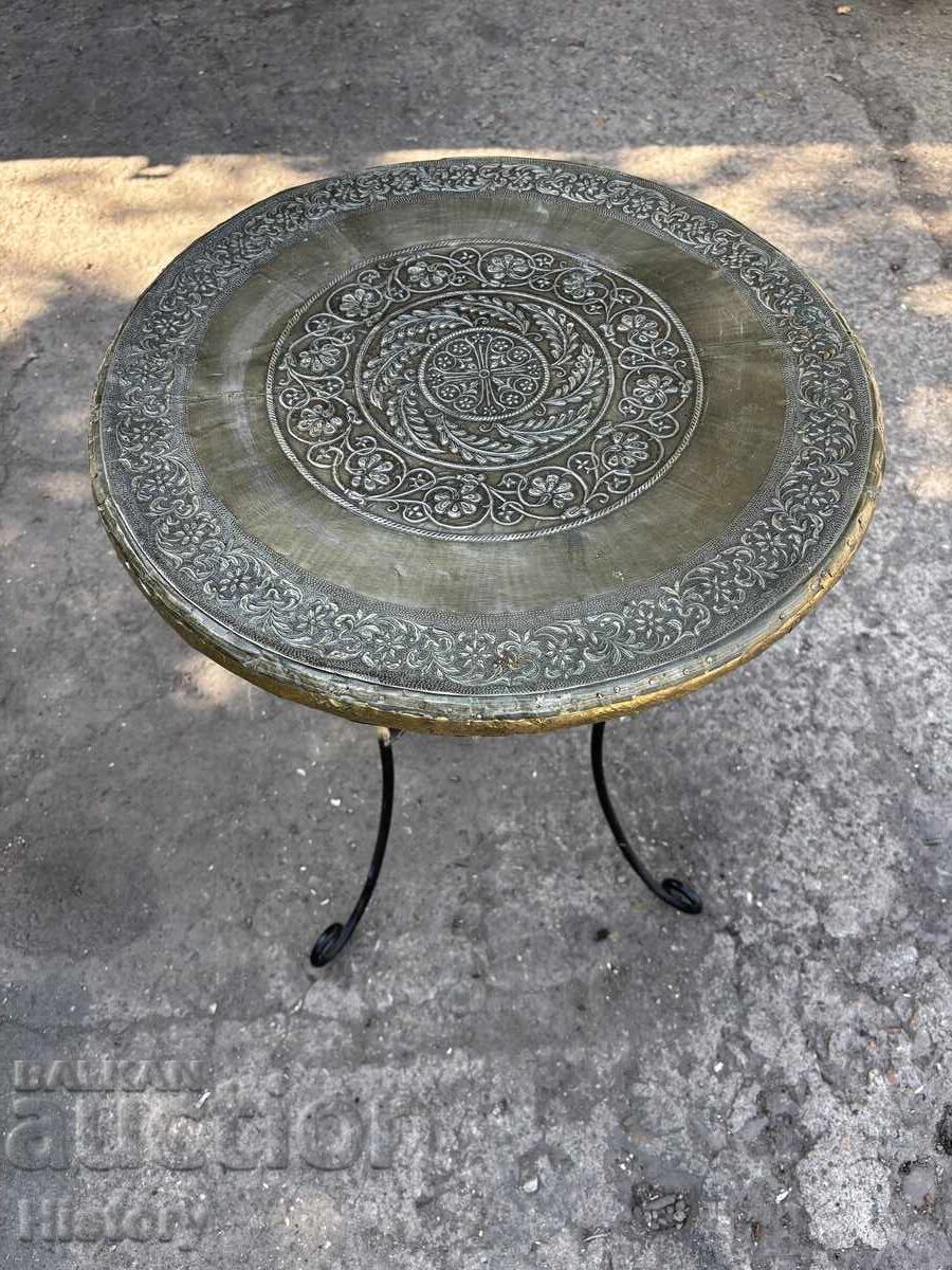 Delivery of Coffee table Delivery of Coffee table