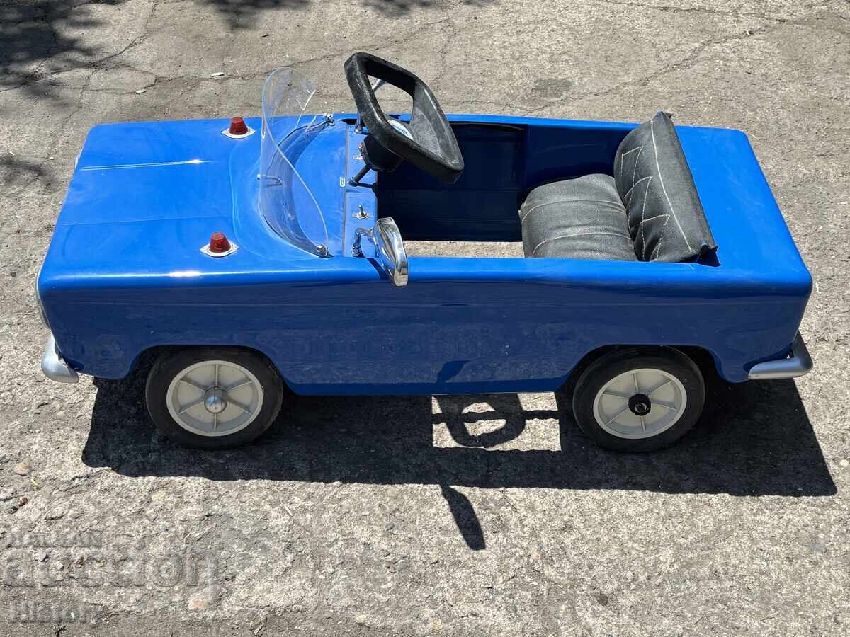Laminated children's pedal car VAZ with price 449.99 BGN | € 230.08 Laminated children's pedal car VAZ with price 449.99 BGN | € 230.08