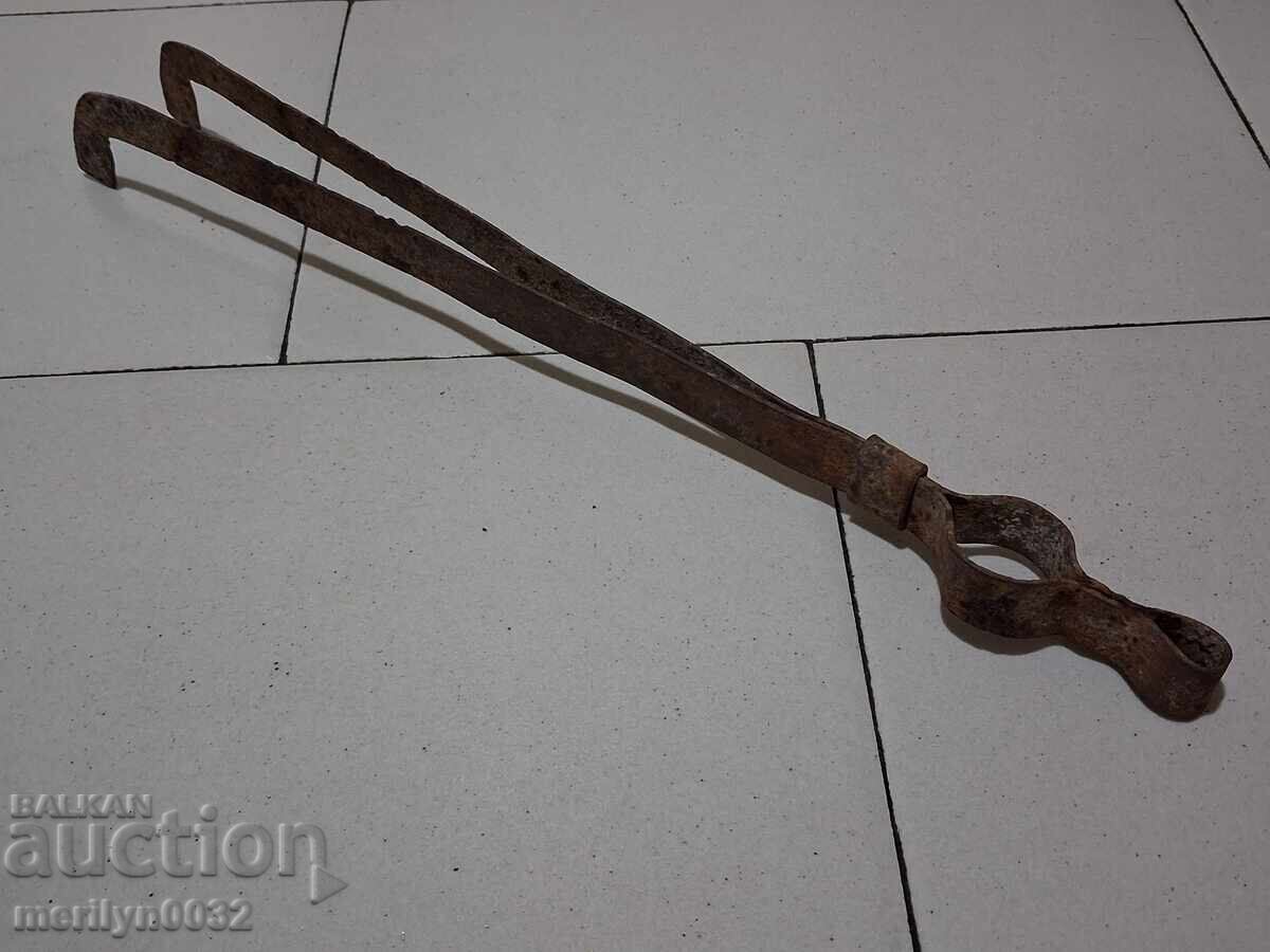 Old tongs, dilaf, wrought iron with price 33.00 BGN | € 16.87