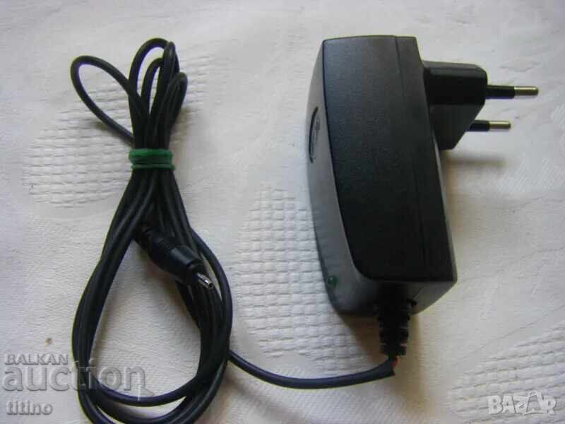 Μετασχηματιστής AC 100V-250V/DC 4.7V-11V, 600mA - 6