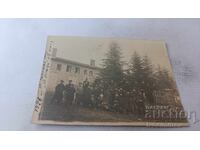 Φωτογραφία Μαθητών και Δασκάλων μπροστά από την Αγία Πετρούκα 1926