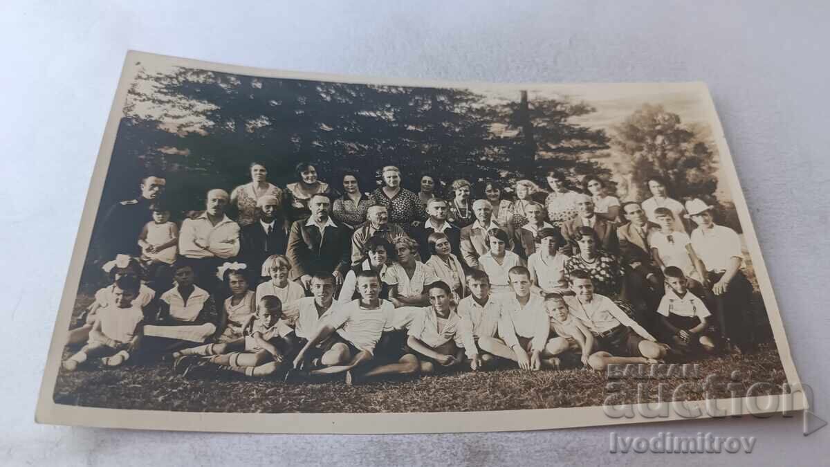 Photo Pancharevo Men Women and Children 1931 Photo Pancharevo Men Women and Children 1931