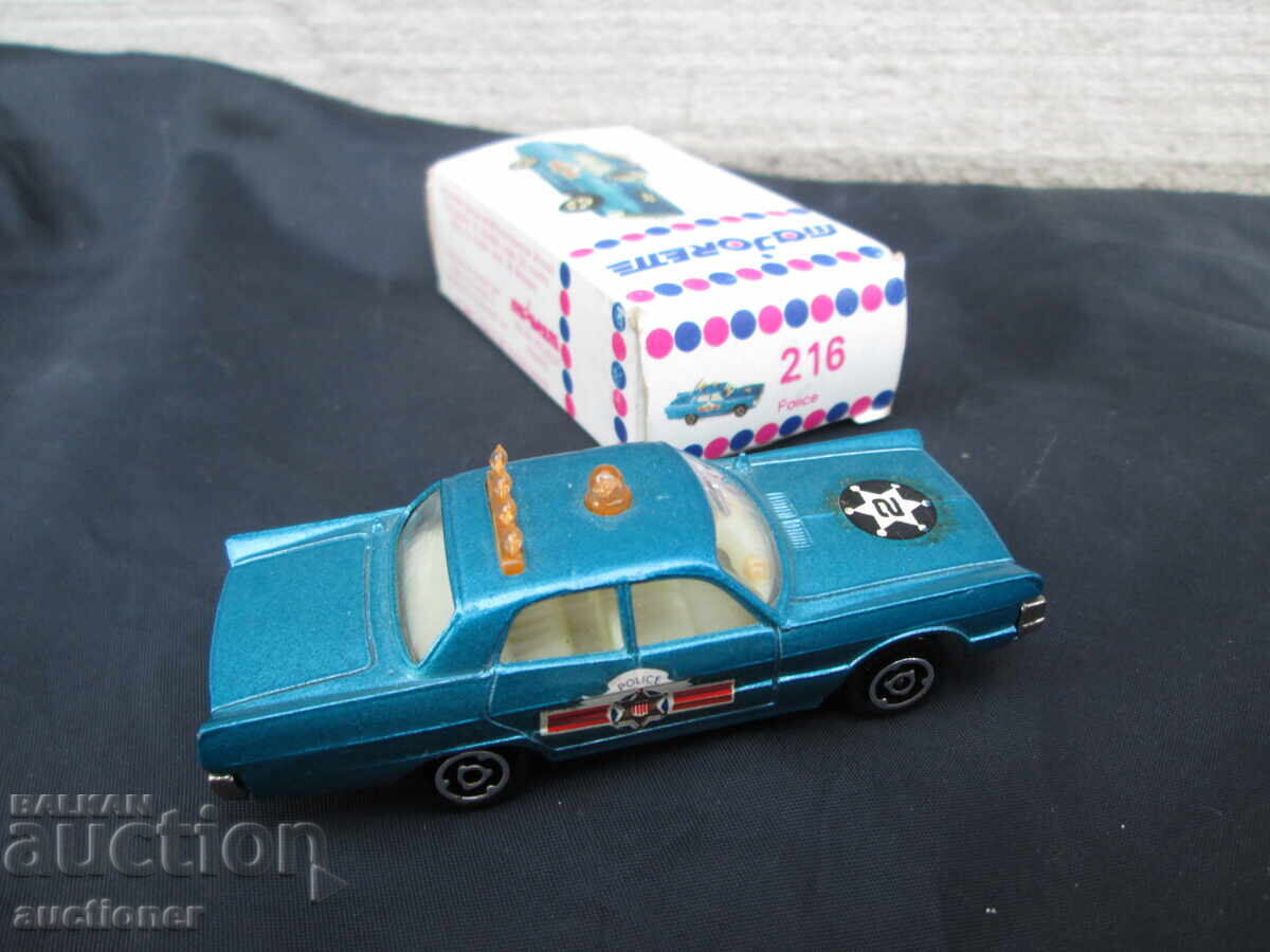Delivery of RARE POLICE MAJORETTE ORIG. BOX NEW