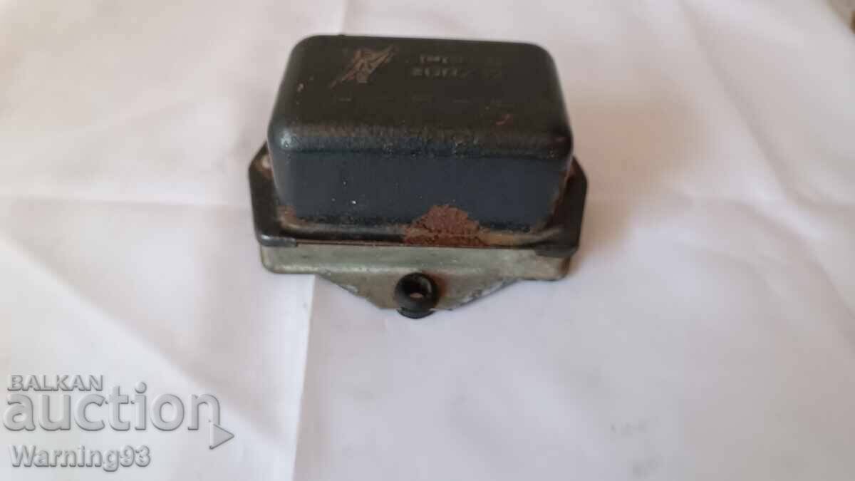 Ρελέ ρυθμιστής - ΡΡ-6 - 300/12 - Ολοκαίνουργιο - ΕΣΣΔ με τιμή 25.00 BGN | € 12.78