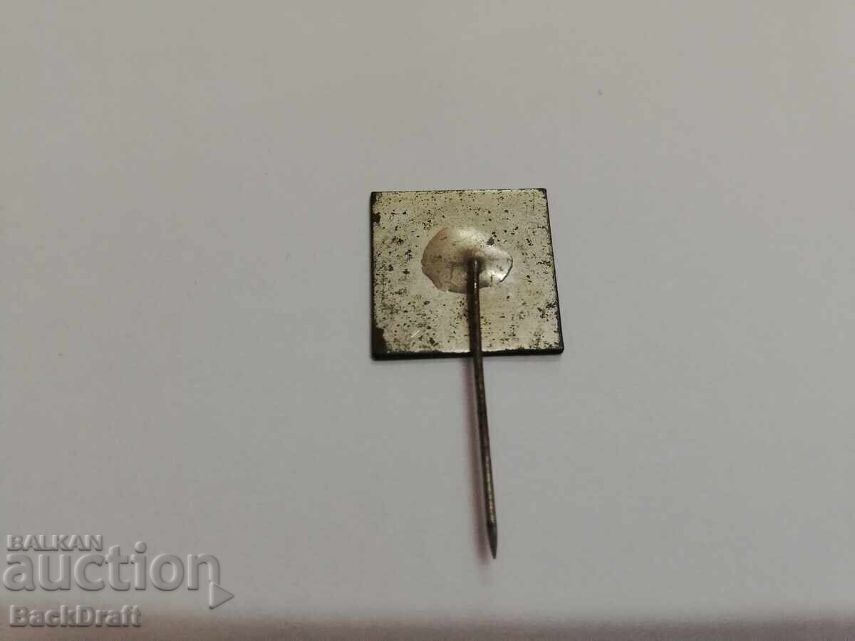 Auction  2 Old Football Badges, FC Lokomotiv Plovdiv Badge, Enamel