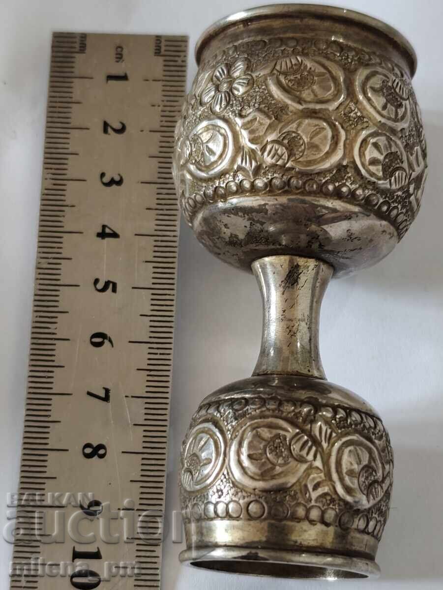 O ceașcă de argint cu preț 299.99 BGN | € 153.38