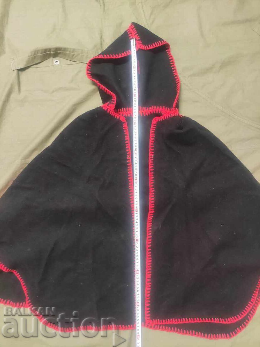 Licitație Pelerină pentru copii, mantie