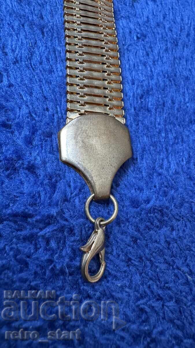 Δημοπρασία Παλιά γκρίβνα από τη δεκαετία του '40