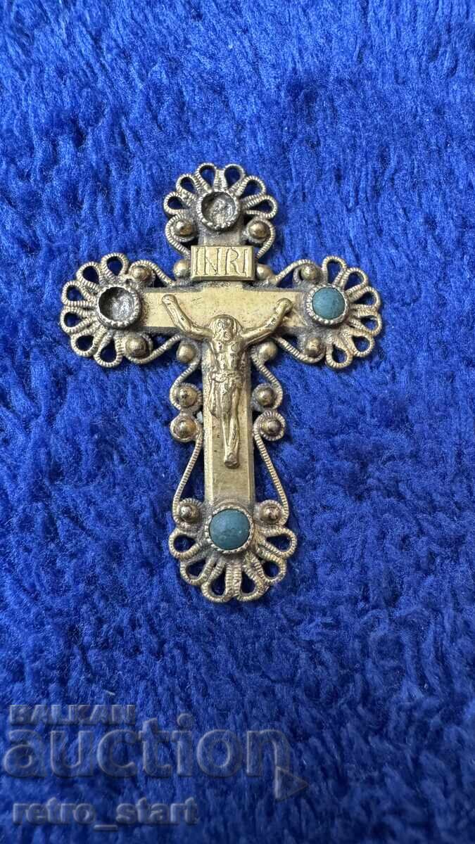 Παλαιό επιχρυσωμένο σταυρουδάκι, χειροποίητο με τιμή 30.00 BGN | € 15.34 Παλαιό επιχρυσωμένο σταυρουδάκι, χειροποίητο με τιμή 30.00 BGN | € 15.34