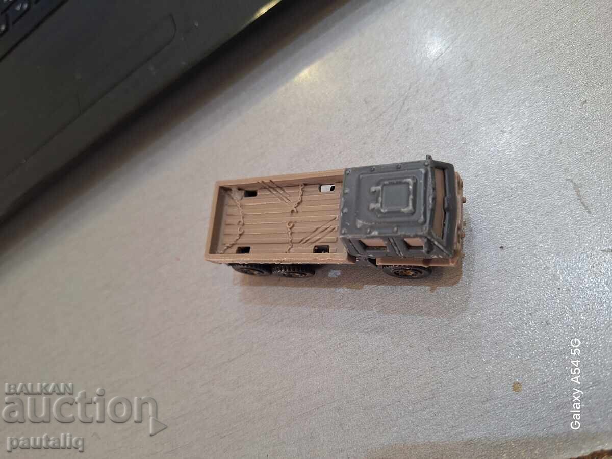 Delivery of SMALL TRUCK