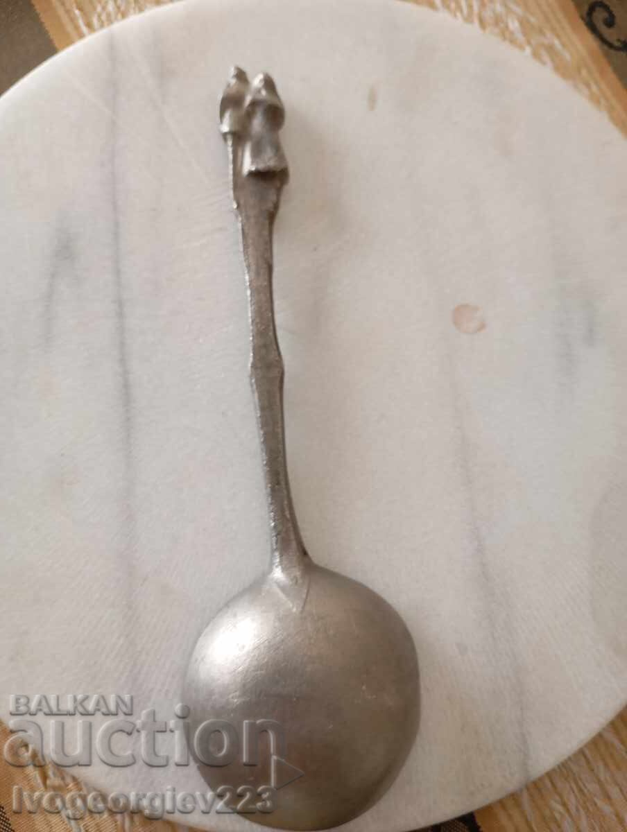 Licitație Linguriță veche pentru decorațiuni