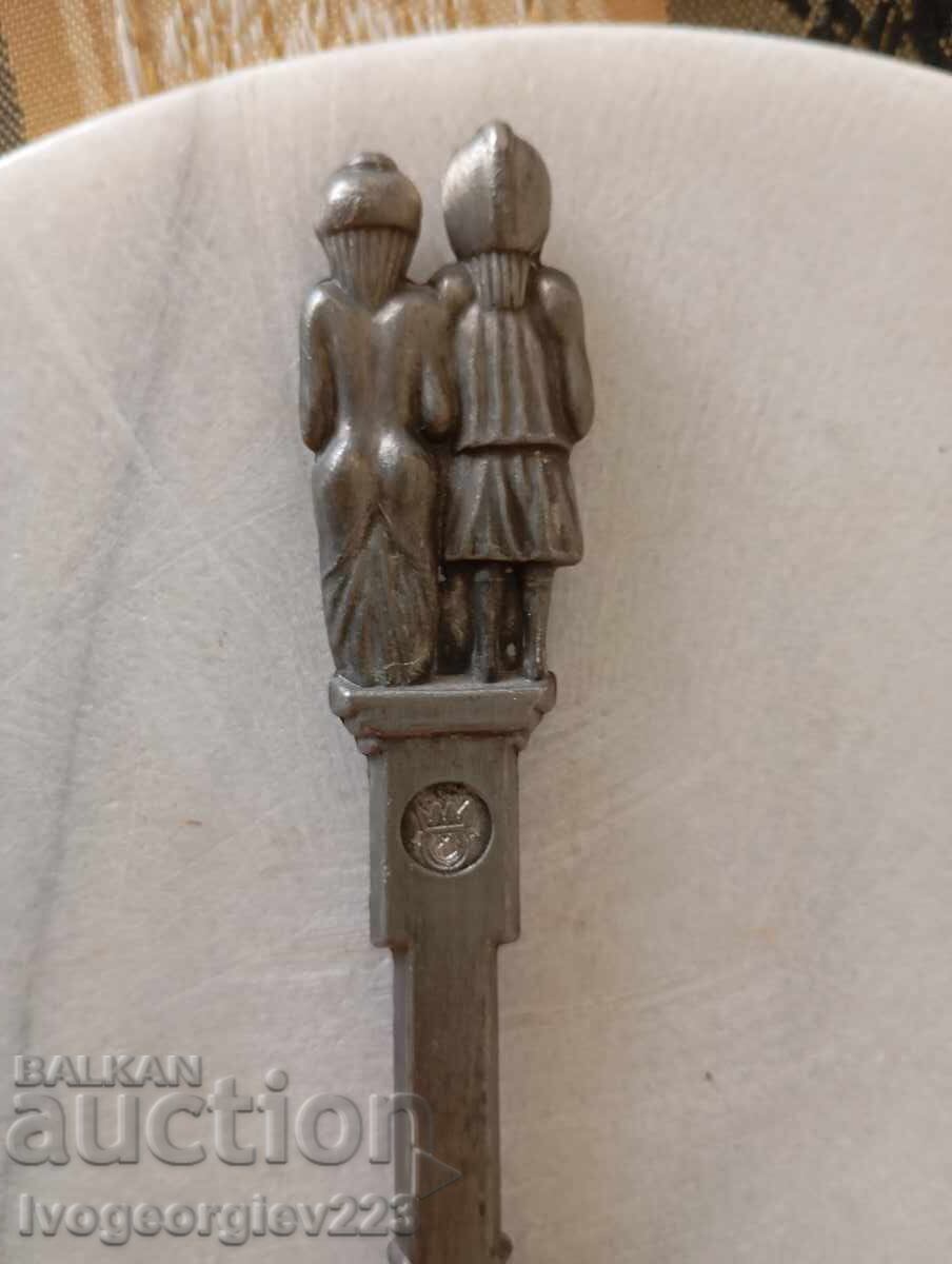 Licitație Linguriță veche pentru decorațiuni