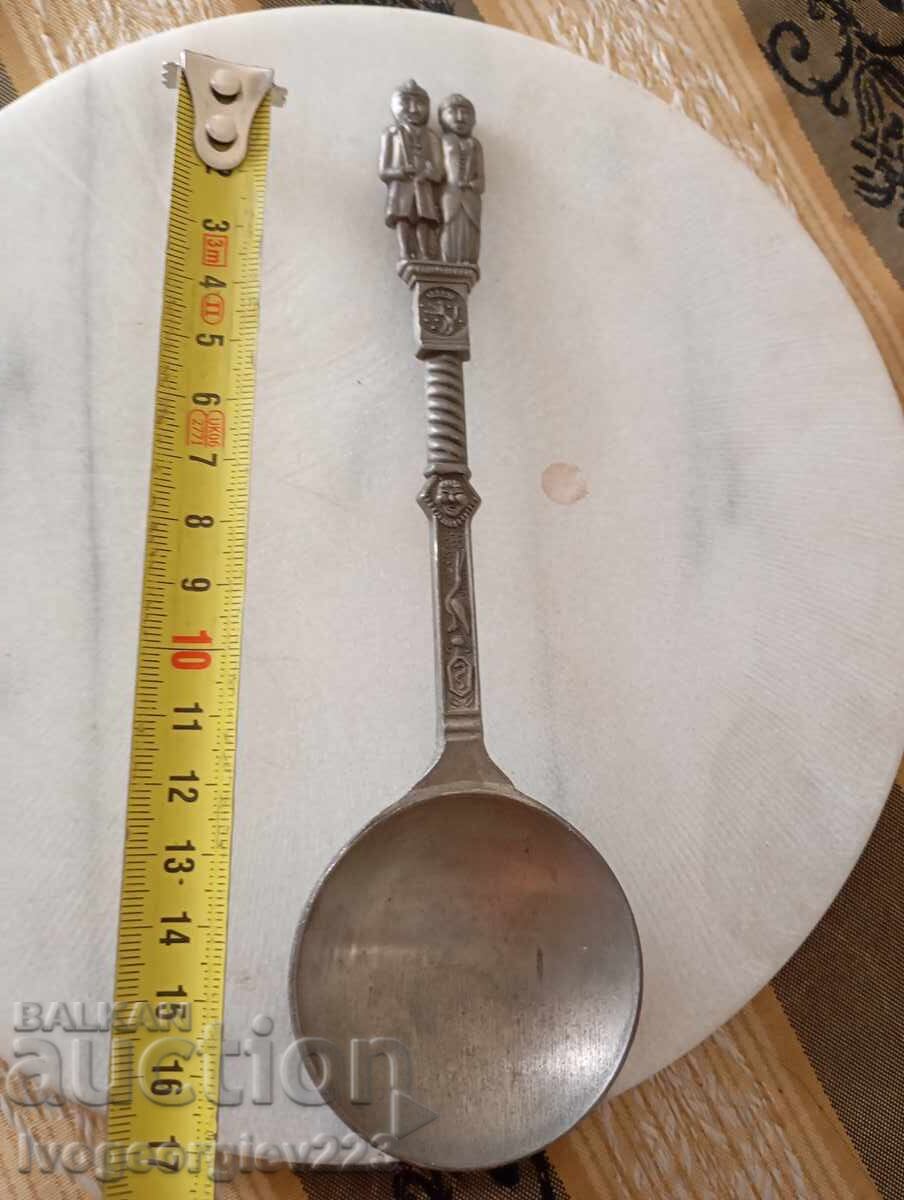 Linguriță veche pentru decorațiuni