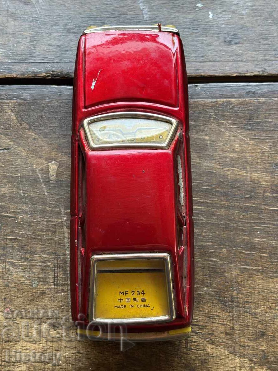 Licitație Vechi cărucior chinezesc pentru copii Licitație Vechi cărucior chinezesc pentru copii