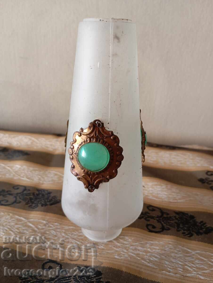 Sticlă veche pentru lampă