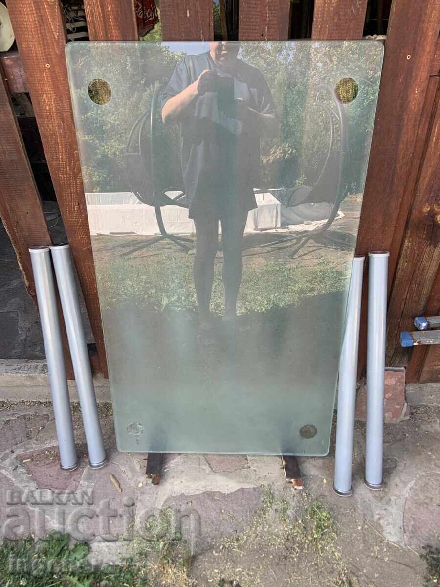 MASĂ CU BLAT DE STICLĂ CU PICIOARE METALICE
