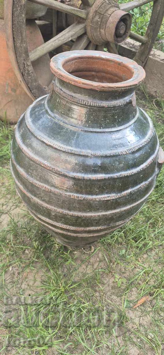 CANĂ CERAMICĂ VECHE MARE cu preț € 49.99 | 97.77 BGN