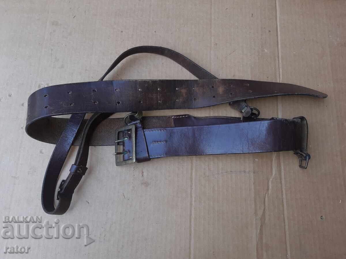 Centură de ofițer de paradă militară veche cu spadă, uniformă