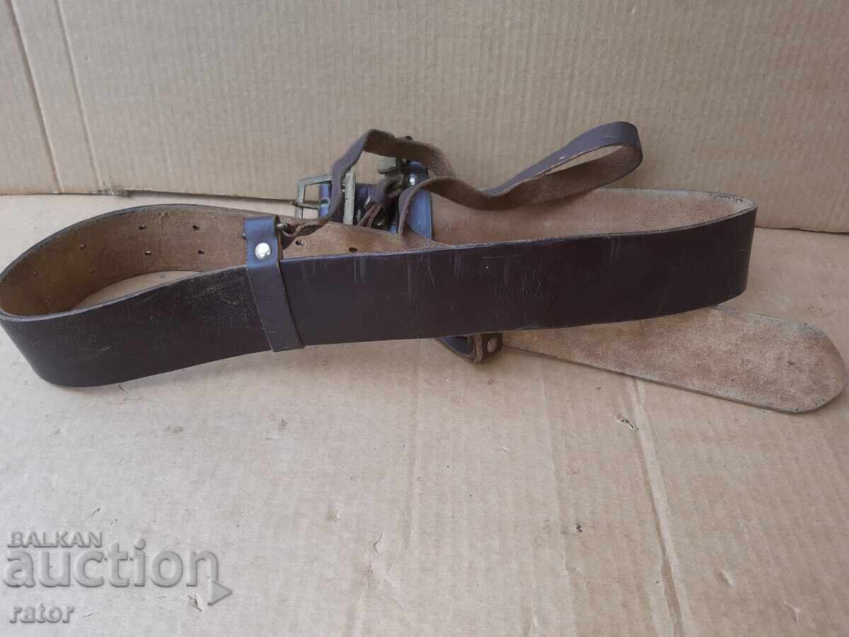 Παράδοση Παλαιός στρατιωτικός αξιωματικός ιμάντας με πορτοπέι, στολή