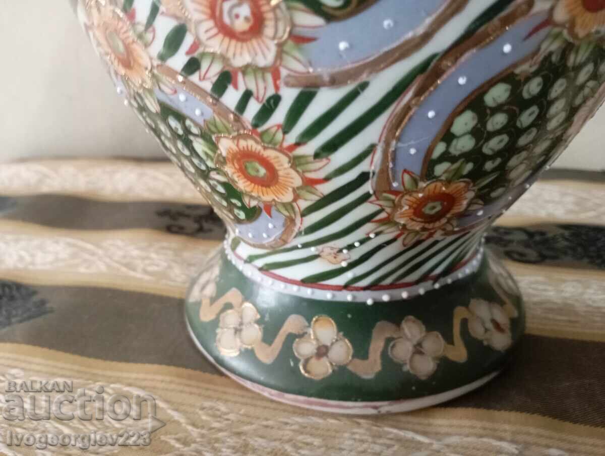 Bol de porțelan vechi cu capac Satsuma cu preț 145.00 BGN | € 74.14