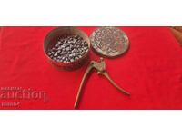 TICKS - SEALS - EVERYTHING WORKS