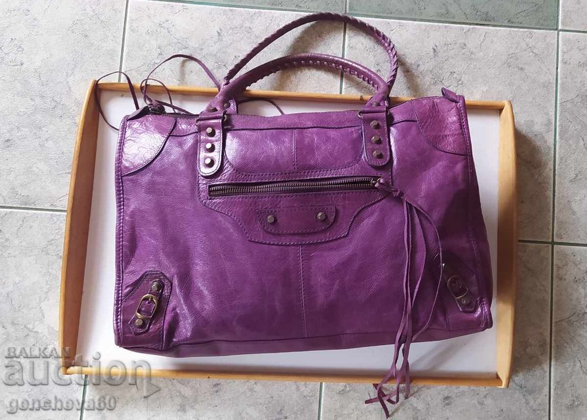 Delivery of Original BELENCIAGA PARIS Women's Handbag