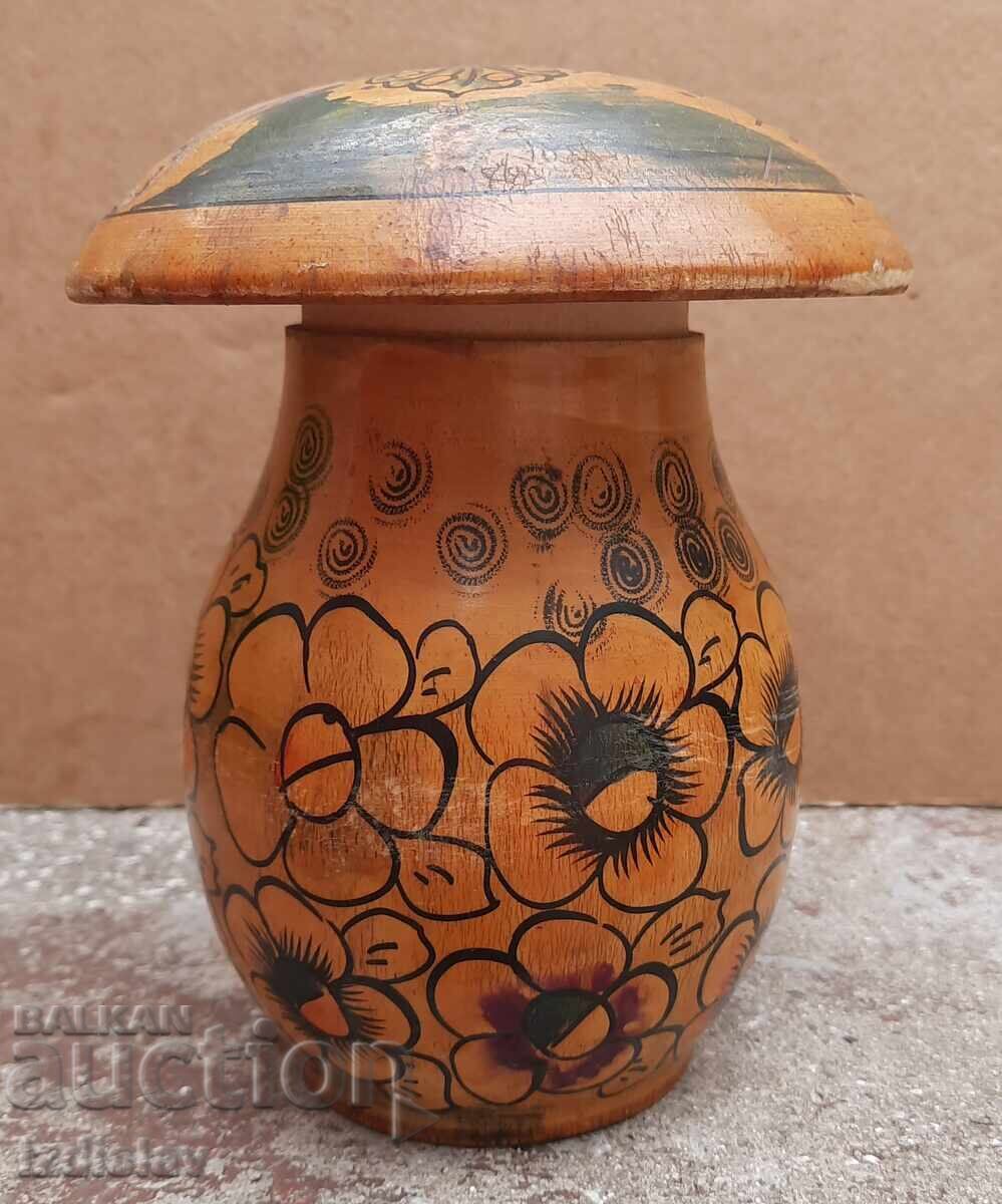 Delivery of Wooden mushroom box Delivery of Wooden mushroom box