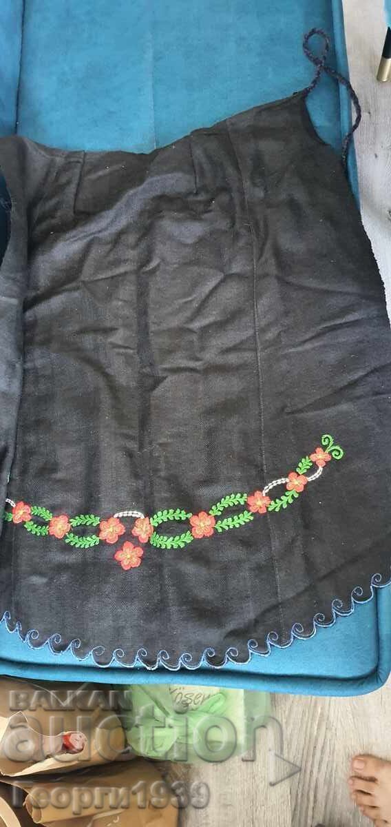 Автентични престилки за носии - 5