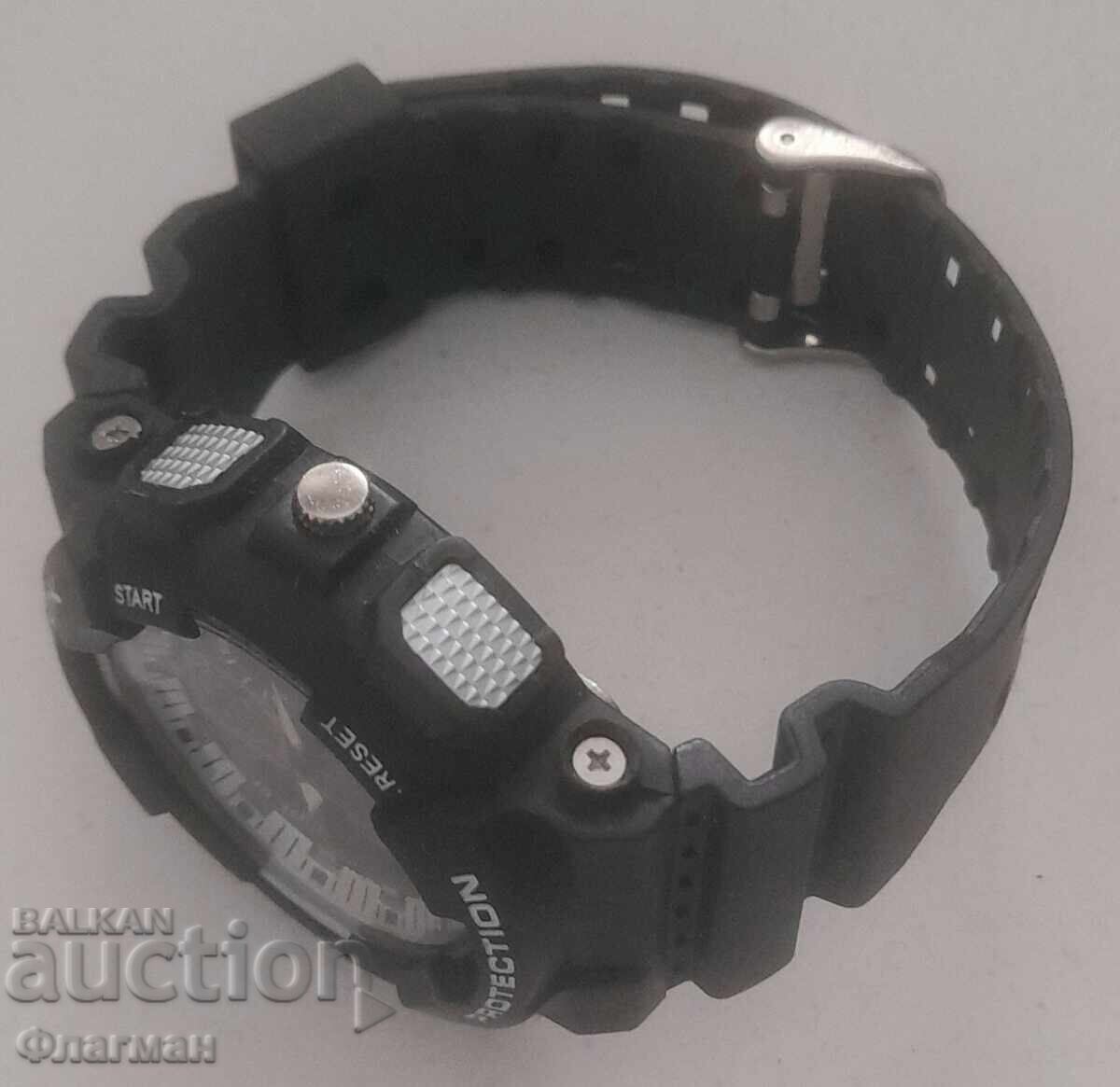 Аукцион Спортен часовник S-SHOCK - Перфектен Аукцион Спортен часовник S-SHOCK - Перфектен