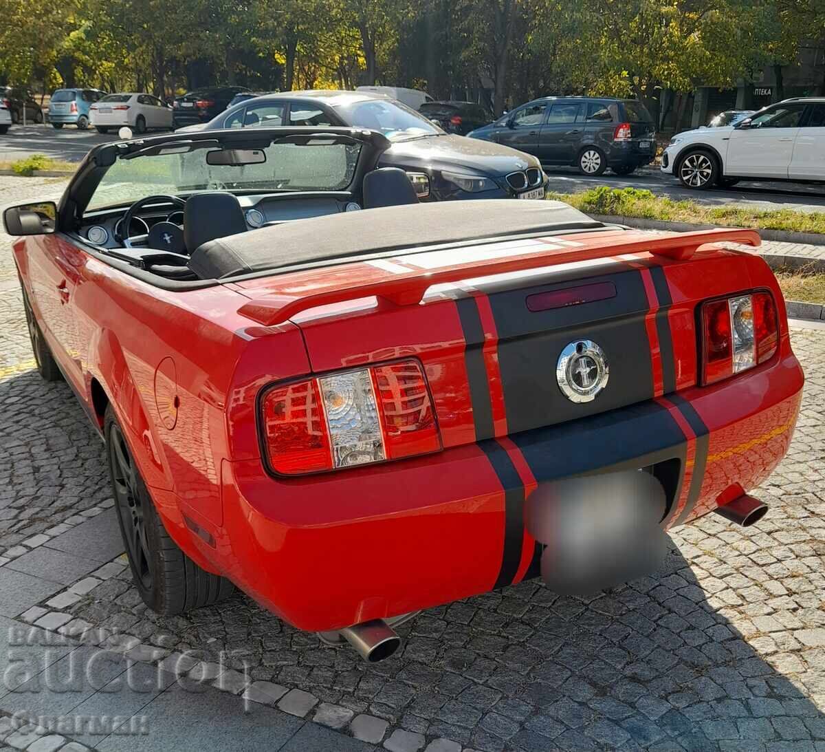 Închiriere de mașină pentru nunți, baluri, ședințe foto, videoclipuri - 5 Închiriere de mașină pentru nunți, baluri, ședințe foto, videoclipuri - 5