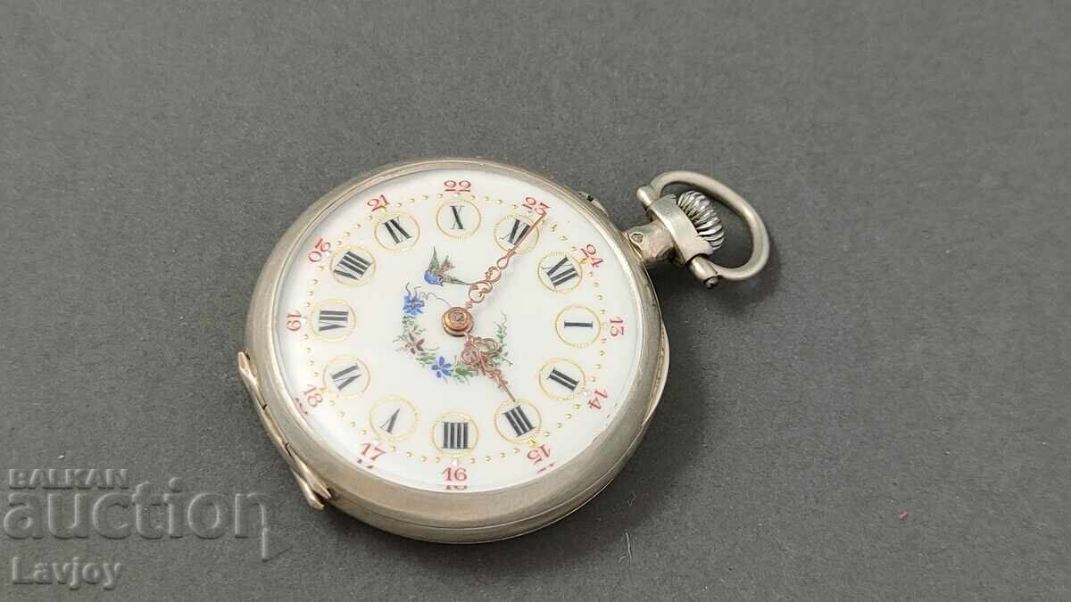 Livrarea Ceas de buzunar argintat cu cadran din porțelan pictat