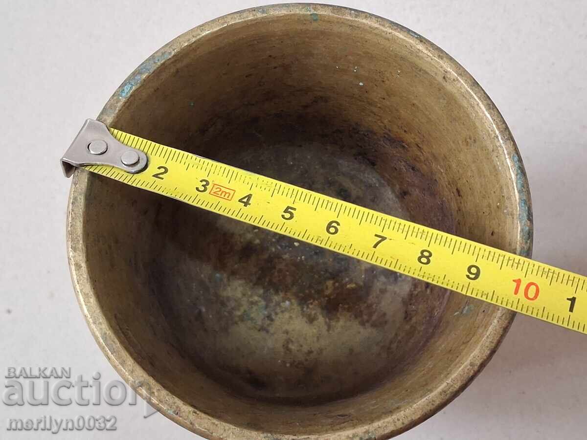 Auction  Old bronze mortar with pestle, mortar