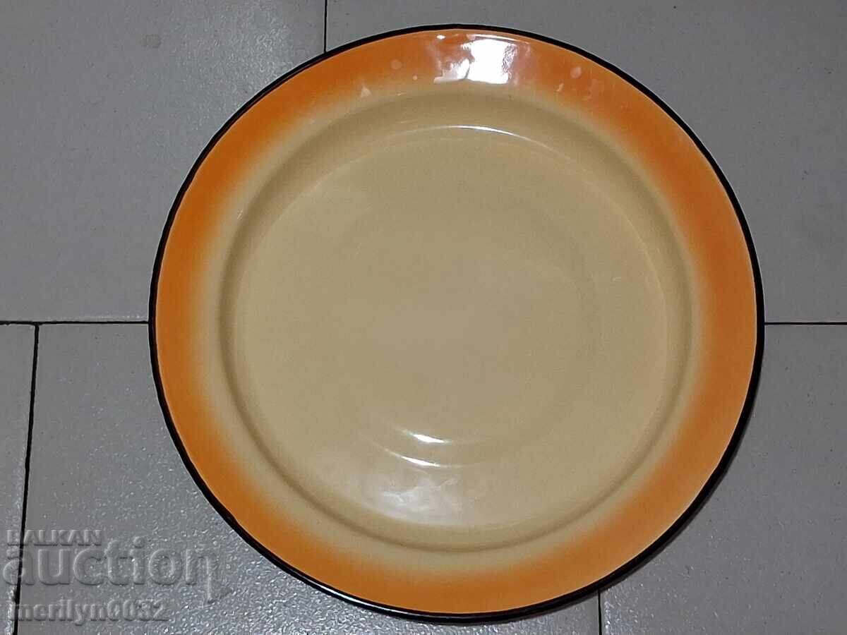 Enamelled plate, enamelled dish, bowl, USSR with price 39.90 BGN | € 20.40
