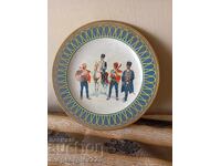 Farfurie veche pentru decorațiuni